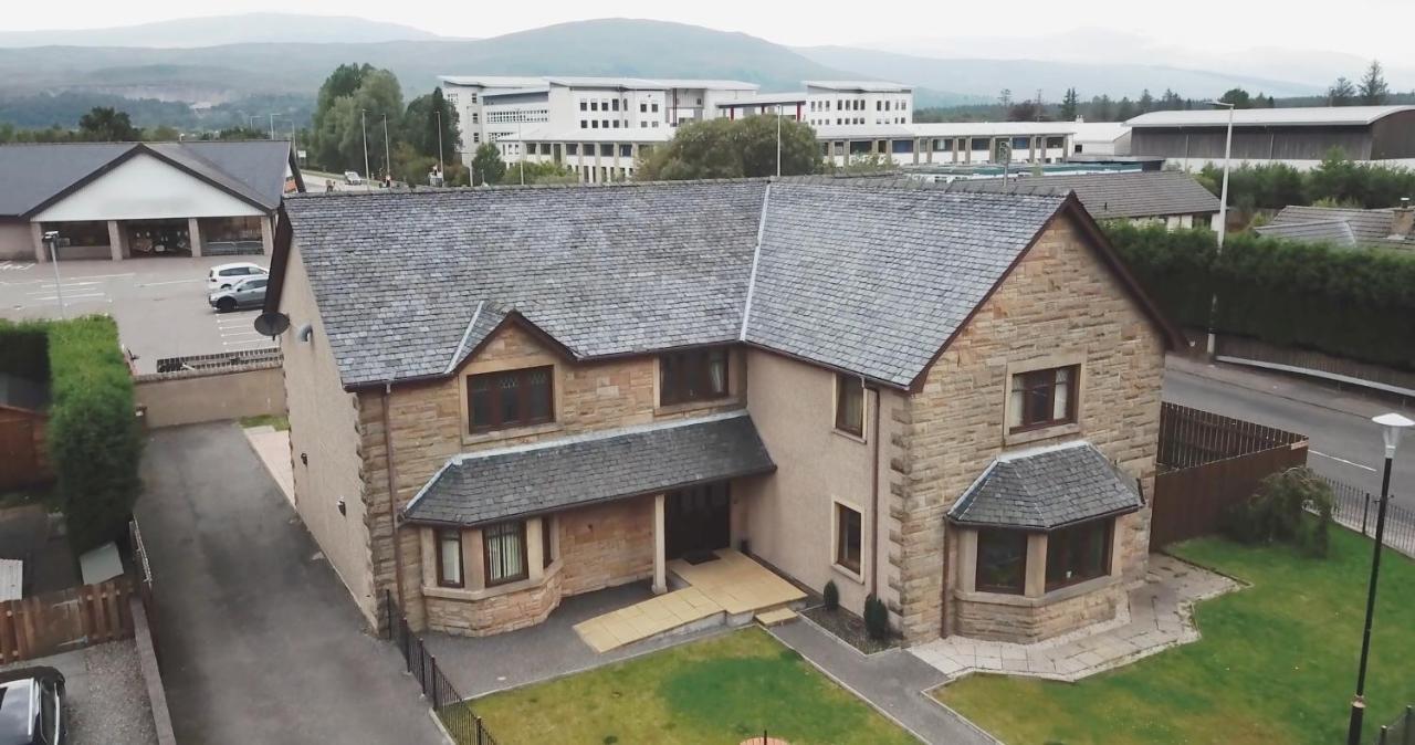 Victoria House Bed And Breakfast Fort William Exteriör bild